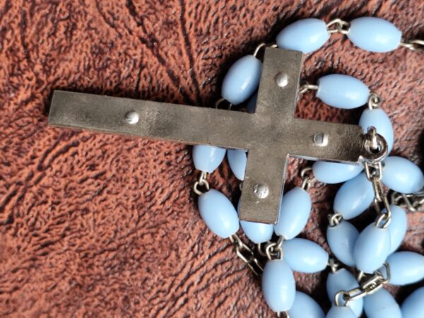 Rare chapelet religieux avec  médaille scapulaire de couleur bleu – Image 8