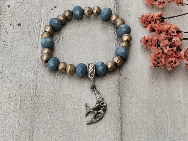 Bracelet hirondelle avec des perles de cristal – Image 2