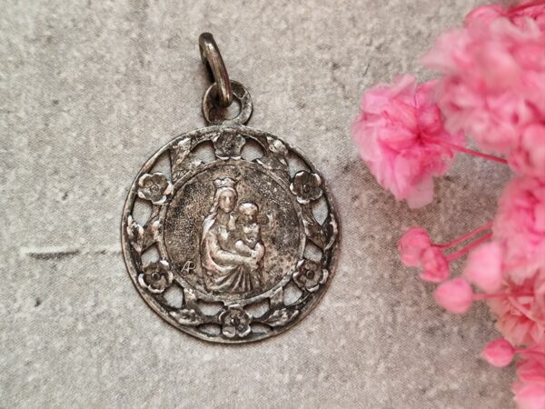 rare médaille religieuse de notre dame de la garde