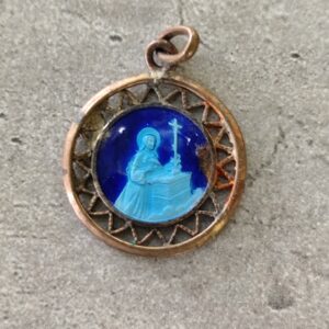 Médaille religieuse de sainte rita patronne des causes désespérées en émail, mariages difficiles et victimes d'abus