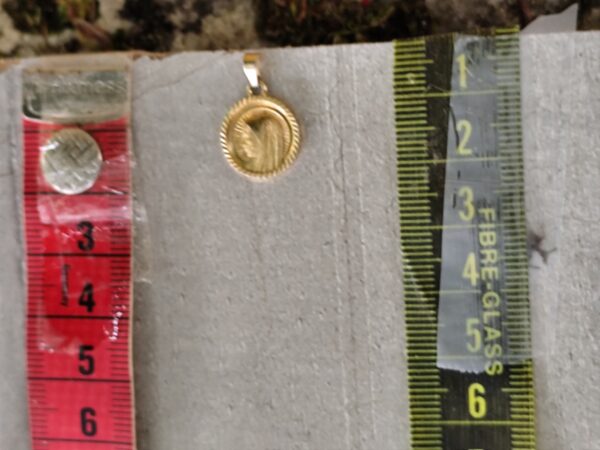 Antique médaille religieuse de la Vierge Marie – Image 3