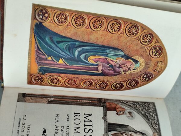 Missel romain  catholique vintage français en cuir, livre de messe , livre prières  de 1940  avec illustrations d'après Fra Angelico – Image 7