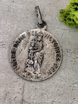 Antique médaille religieuse notre dame des victoires