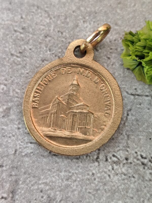 Rare antique médaille religieuse de  notre dame d'orcival – Image 2