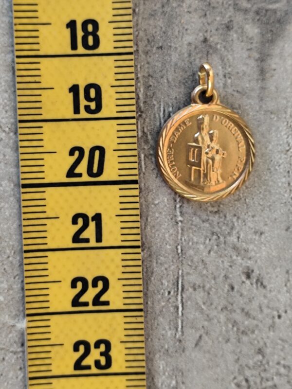 Rare antique médaille religieuse de  notre dame d'orcival – Image 3