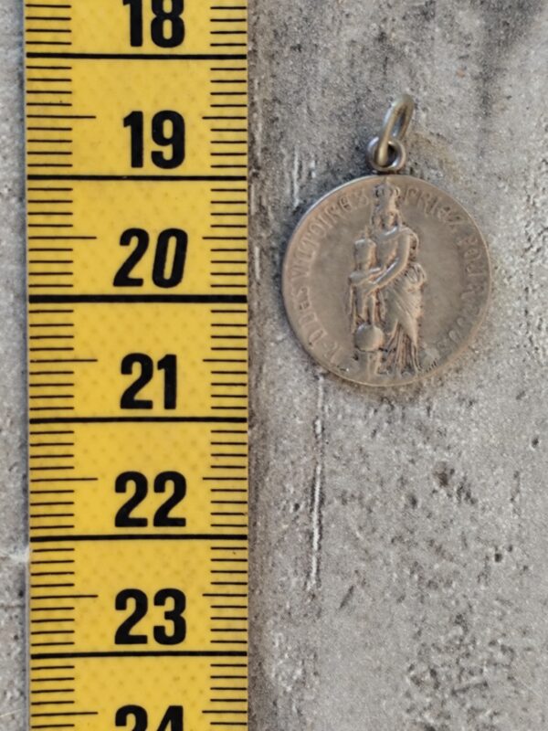 Antique médaille religieuse notre dame des victoires – Image 3