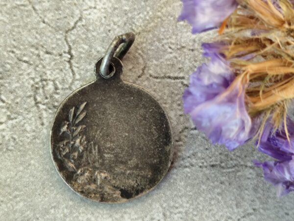 Rare antique médaille religieuse de notre dame de betharram . – Image 2