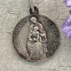 Rare antique  médaille religieuse de  notre dame de betharram et saint Michel garicoits