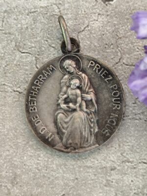 Rare antique  médaille religieuse de  notre dame de betharram et saint Michel garicoits