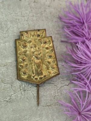 Antique broche religieuse de la Vierge Marie Nîmes souvenir de pèlerinage.