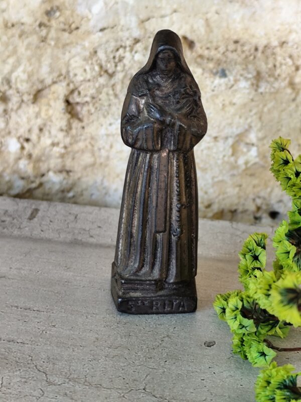 Rare ancienne statue sainte rita en métal patronne des causes désespérées