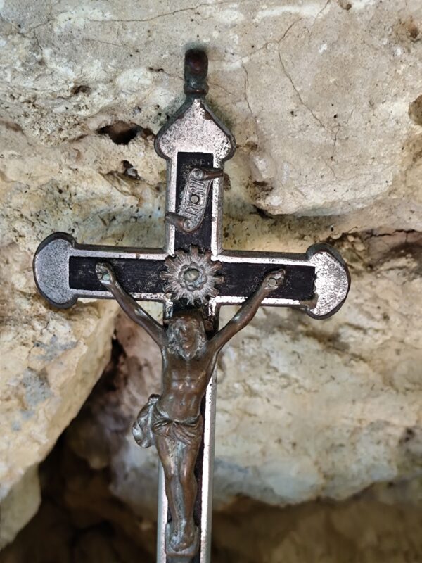 ancienne croix religieuse crucifix jésus christ en bois d'ébène, antique religieux croix crucifix catholique français 1900 – Image 3