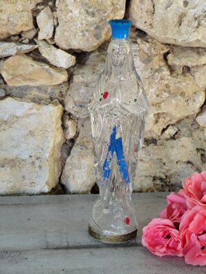 Antique statue de la vierge marie bouteille de la vierge marie de lourdes avec de l'eau bénite