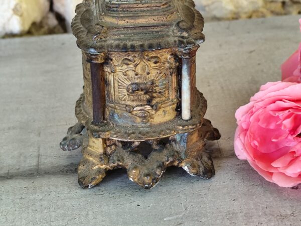Antique statue religieuse de la Vierge Marie en métal et en pierre – Image 4