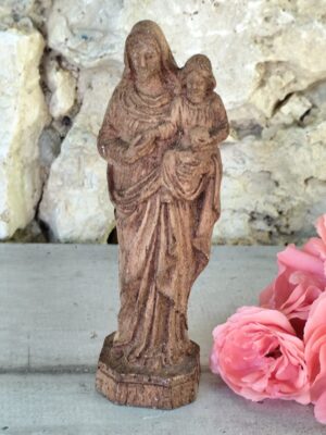 Ancienne statue religieuse de la Vierge Marie et l'enfant en bois
