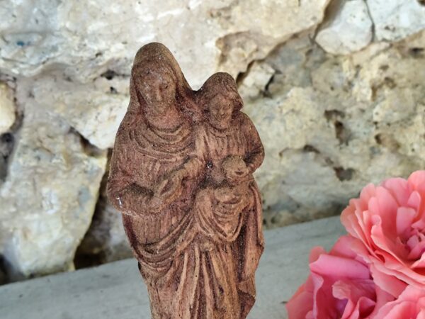 Ancienne statue religieuse de la Vierge Marie et l'enfant en bois – Image 2