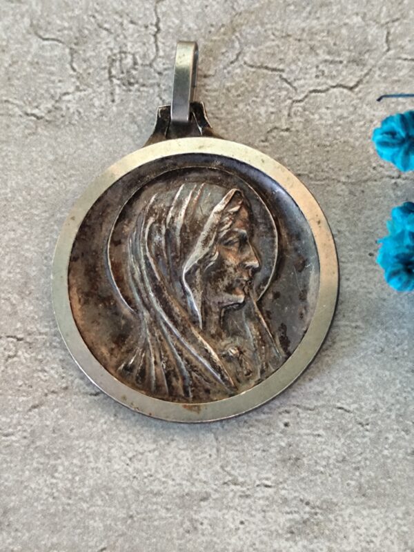 Antique médaille religieuse de la vierge marie de  Banneux – Image 2