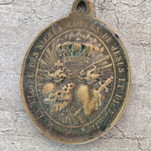 Pendentif médaille religieuse ancienne en bronze à la gloire des saints coeurs de Jésus et de Marie