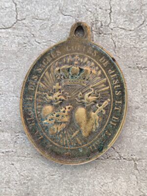 Pendentif médaille religieuse ancienne en bronze à la gloire des saints coeurs de Jésus et de Marie