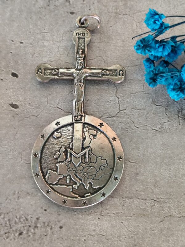 Pendentif croix crucifix religieux hollandais argenté vintage : Christ Europe Saint-Esprit – Image 5