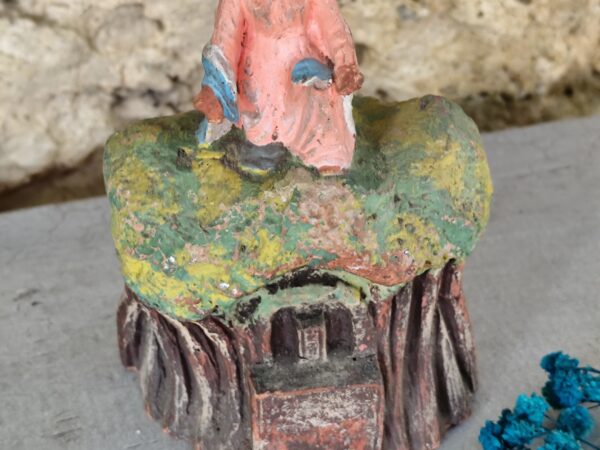 rare statue religieuse de notre dame de l'agenouillade – Image 4