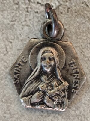 Rare Ancienne médaille religieuse sainte Thérèse  de Lisieux