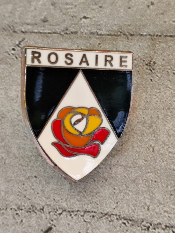 Rare ancienne broche rosaire email