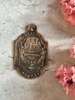 Rare médaille religieuse souvenir de saint sang Bruges précieux sang