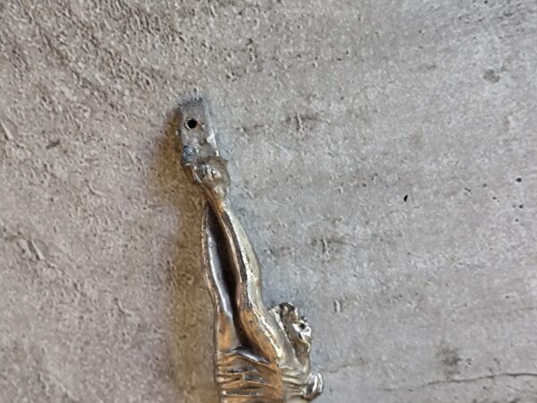 Antique corps de Jésus Christ en metal argenté. – Image 4