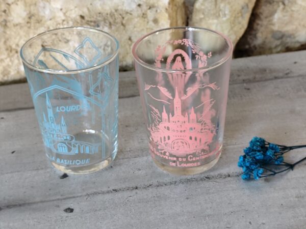 Lot de 2 verres de la vierge Marie de Lourdes souvenir de pèlerinage de Lourdes – Image 4
