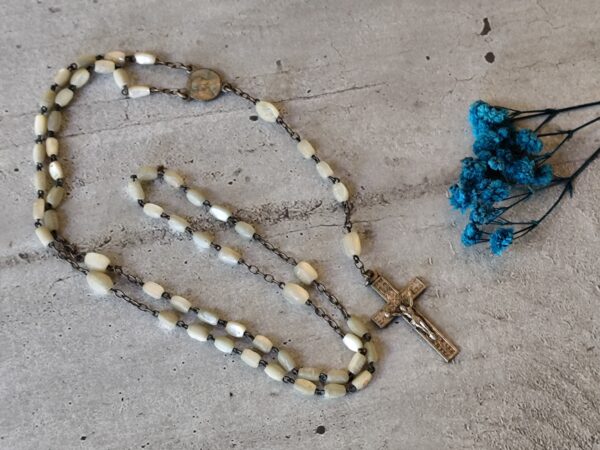 Antique chapelet en perles de nacre de la Vierge Marie – Image 8