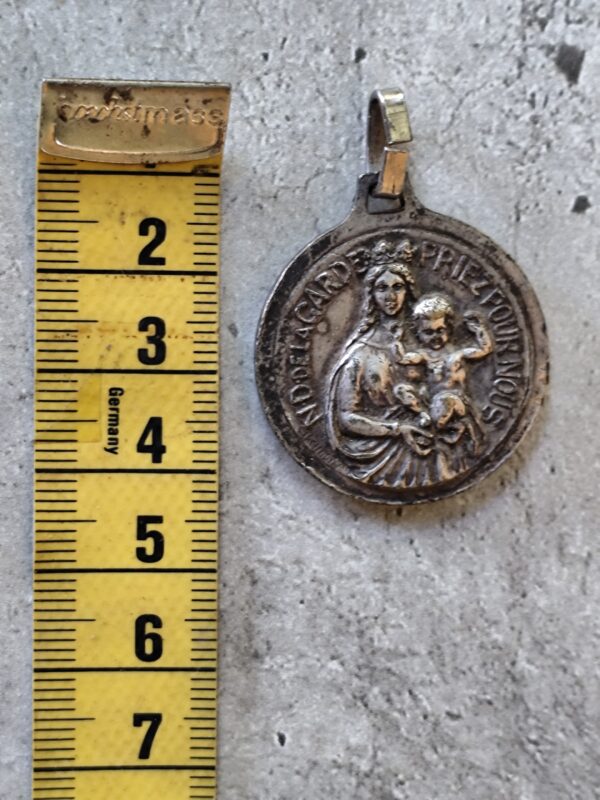 Antique médaille religieuse de saint Christophe et notre dame de la garde. – Image 3