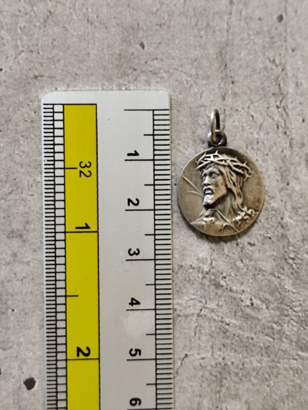 Ancienne médaille religieuse jésus Christ neuvy saint sepulcre – Image 3