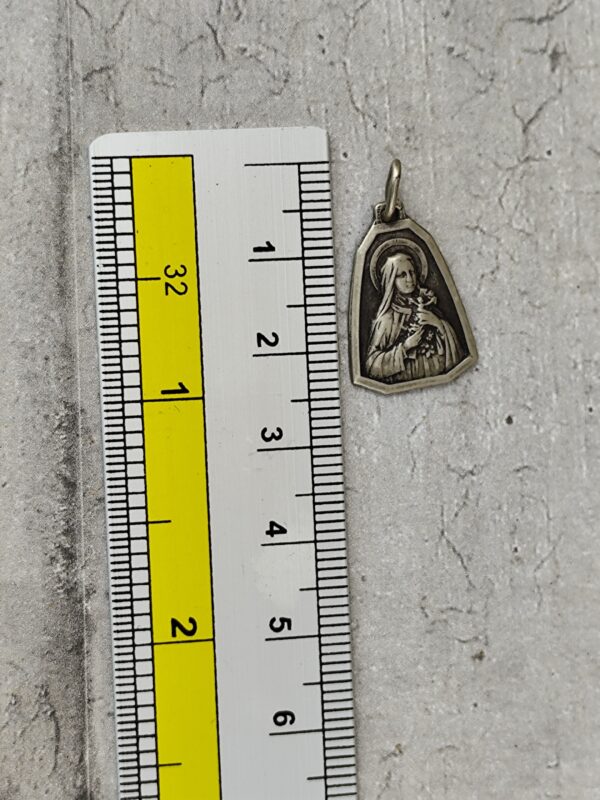 Rare Ancienne médaille religieuse sainte Thérèse  de Lisieux – Image 4