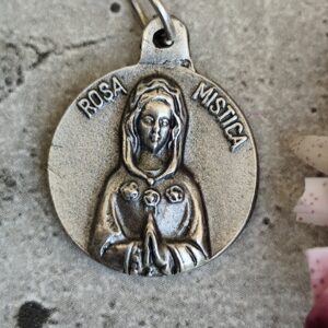 Médaille religieuse Rosa Mistica de couleur argent ronde