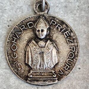 Rare ancienne antique médaille religieuse de Saint gohard de couleur argent