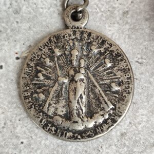 Antique médaille religieuse de la Vierge Marie birkenstein.