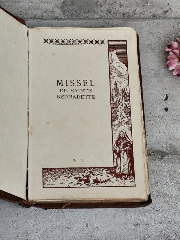 Antique missel de sainte Bernadette de 1934 – Image 9
