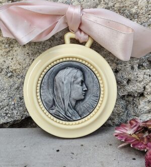 Rare ancienne médaille de la  vierge marie protection berceau bakelite, Médaille ancienne pour lit de bébé, France, cadeau de naissance