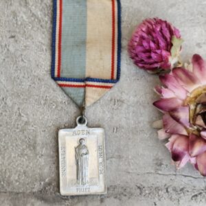 Antique médaille religieuse de saint etienne agen et de notre dame de Bon encontre