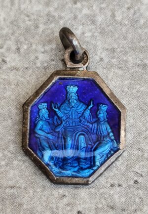 Antique médaille religieuse souvenir de la sainte Trinité en email