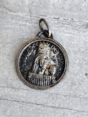 Antique médaille religieuse notre dame des malades