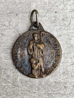 Antique médaille religieuse de Saint Léonard