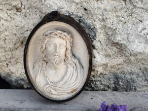 Reliquaire Jésus Christ écume de mer ,sanctuaire relique Jésus Christ