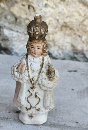 Enfant Jésus de Prague vintage – statuette céramique 9 cm – statue religieuse ancienne – décoration catholique – art sacré