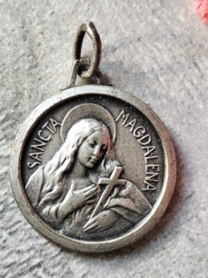 Médaille ancienne de Sainte Marie-Madeleine (Sainte-Baume)