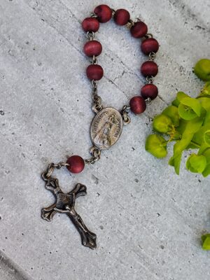 Dizainier en perles de bois avec médaille Notre‑Dame de Fatima – Chapelet de poche