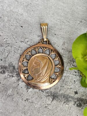 Médaille Vierge Marie de Lourdes – Dorée, signée Contaux