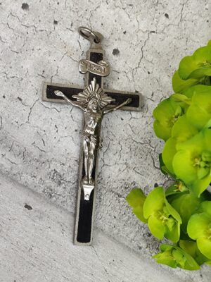 Ancienne Croix Pectorale de Jésus – Bois d’Ébène & Métal Argenté