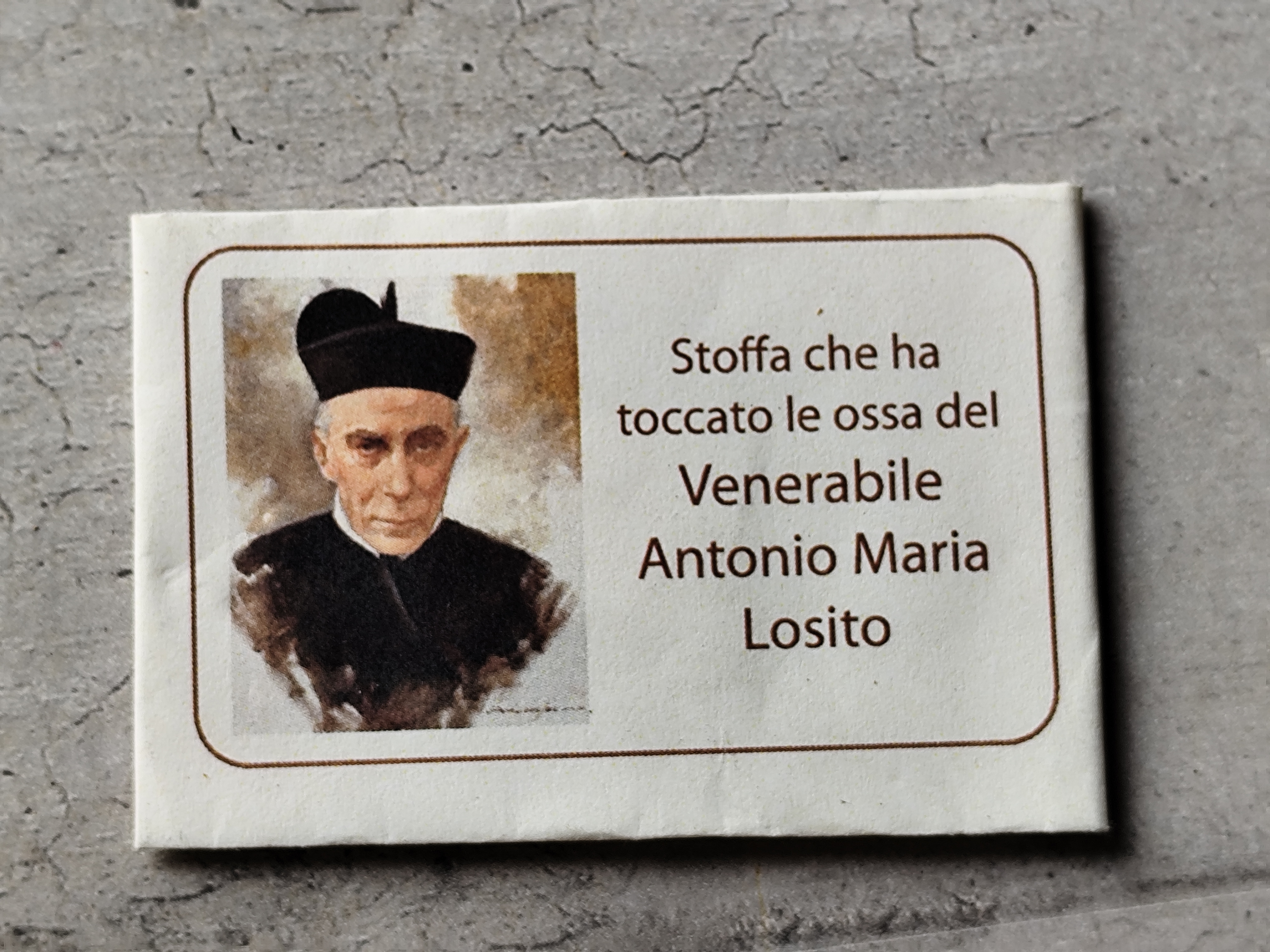 Relique de 3ème classe - Venerabile Antonio Maria Losito - Tissu ayant touché ses ossements